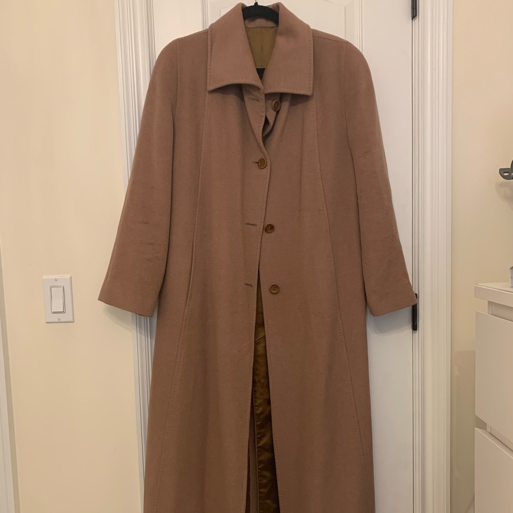 Woman’s cashmere jacket
